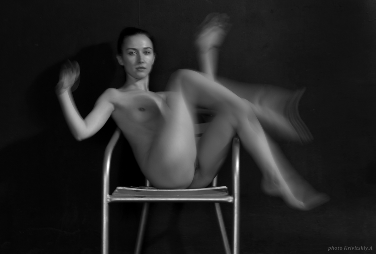 фото "Surrealism portrait.Сюрреалистический портрет." метки: ню, черно-белые, портрет, Актриса Lucillia Eglantier 
Su