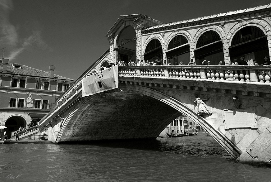 photo "Rialto" tags: architecture, travel, street, 