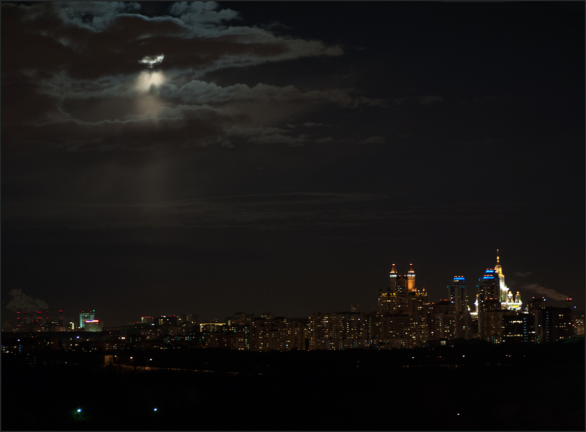 photo "Moon went ..  :-(" tags: landscape, night