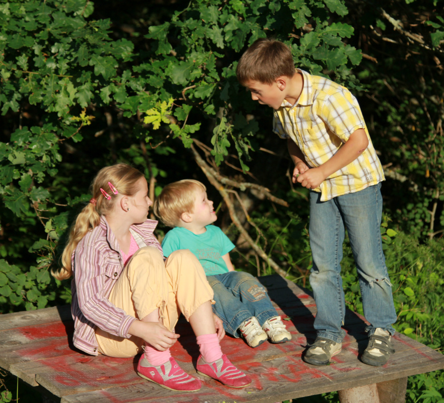 photo "***" tags: street, children, Архстояние