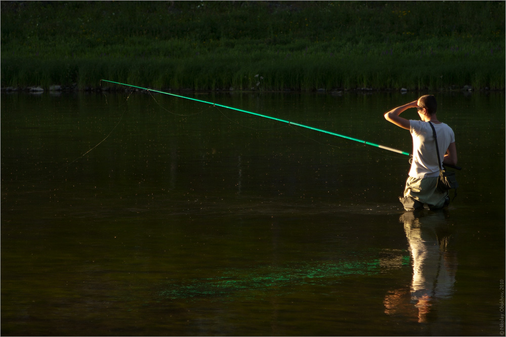 photo "0198_0061" tags: travel, man, reflections, river, summer, sunset, water