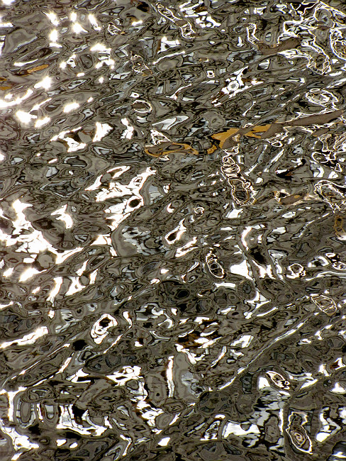 photo "aqua" tags: abstract, misc., fragment, reflections, water