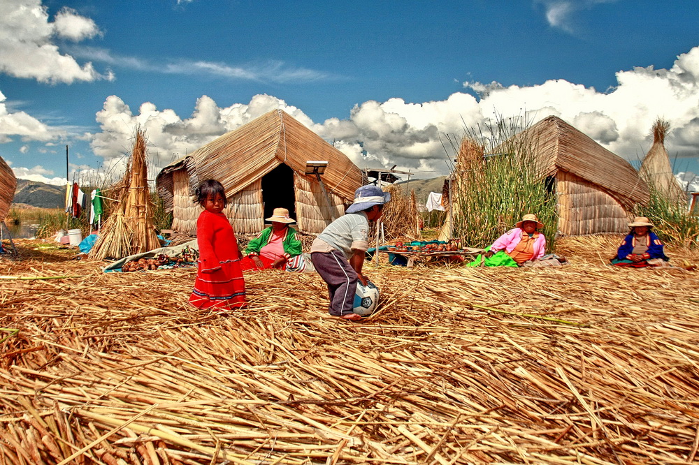 photo "***" tags: landscape, nature, travel, South America, children, clouds, woman