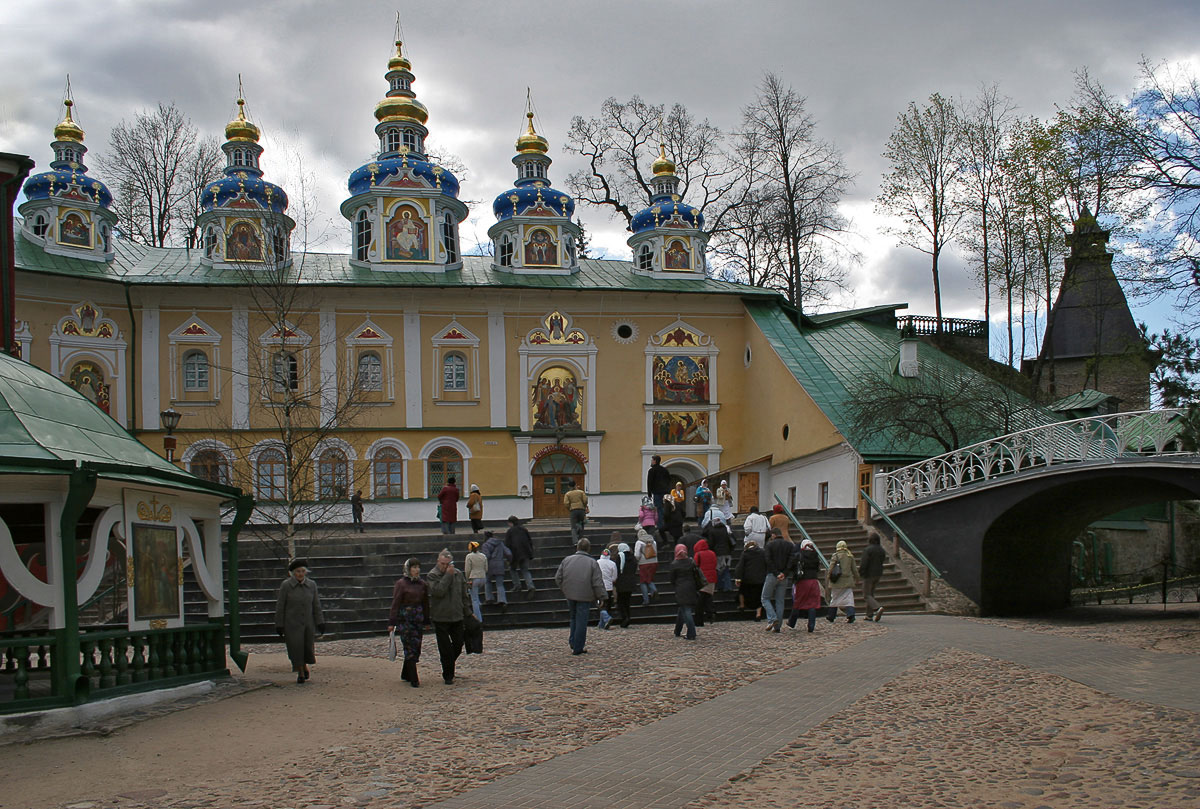 фото "В Псково-Печорском монастыре" метки: , 