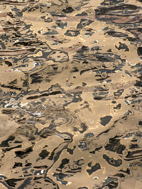 photo "aqua" tags: abstract, misc., fragment, reflections, water