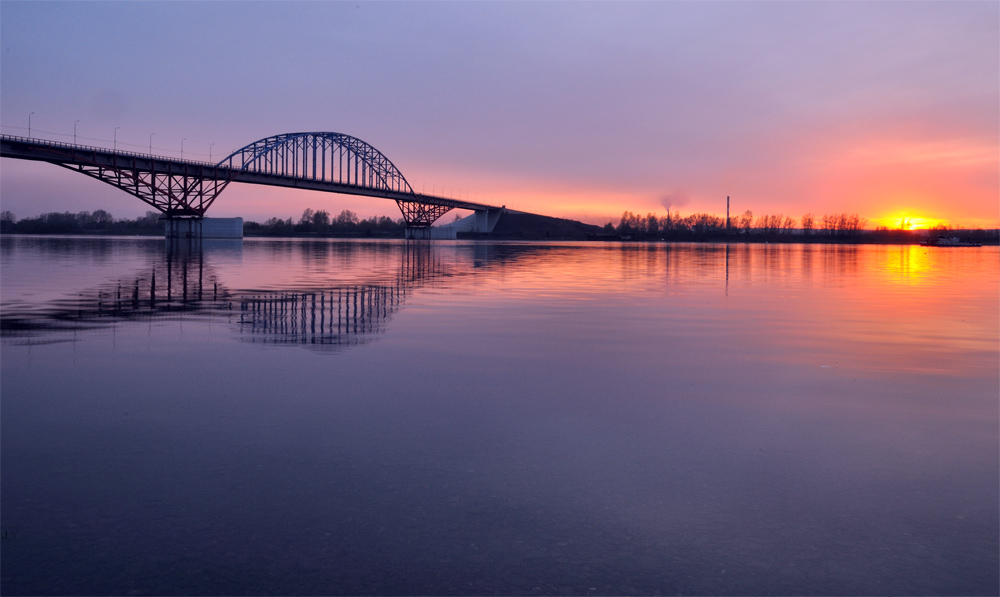 photo "***" tags: landscape, architecture, bridge, sunset, water, Красноярск, путинский