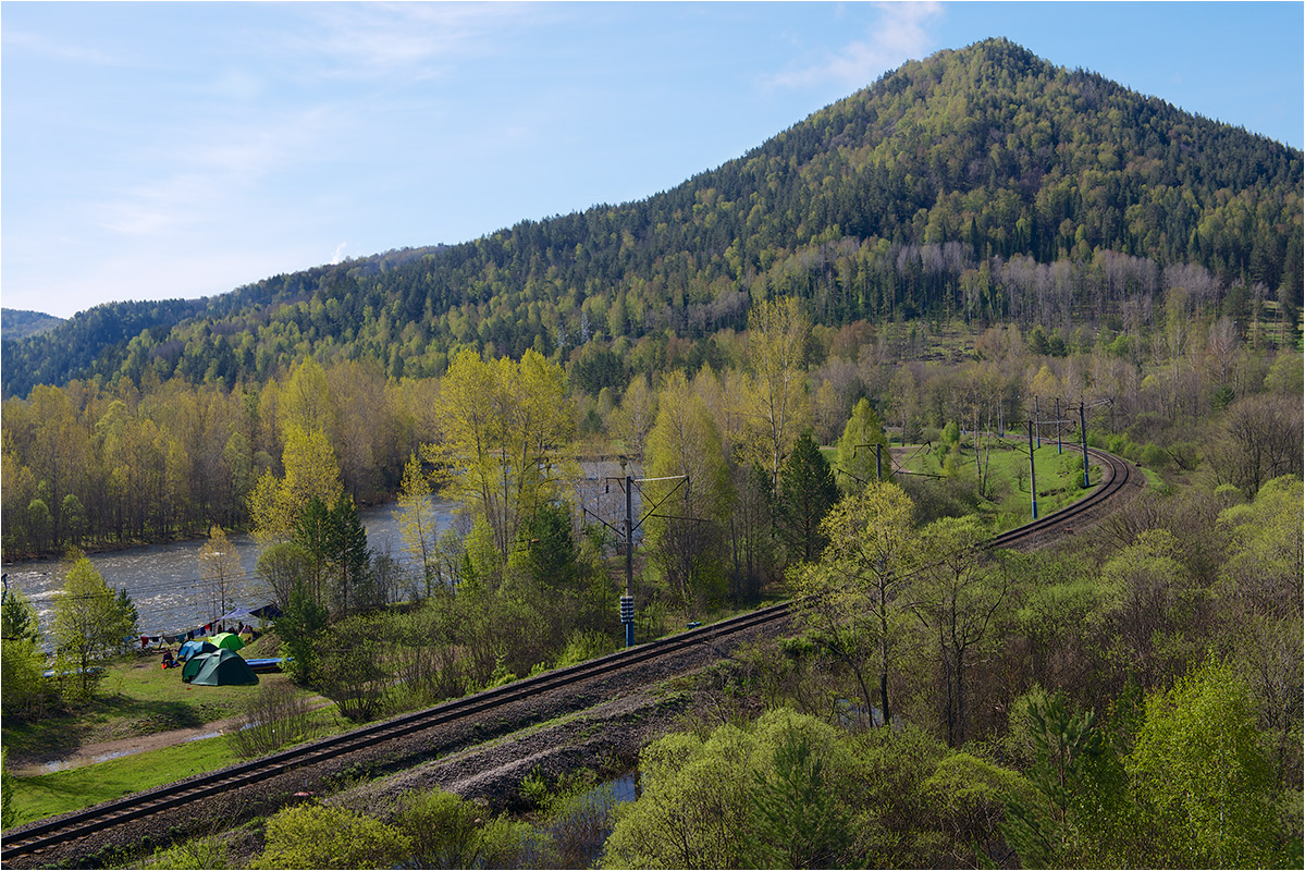 photo "End of route" tags: landscape, travel, mountains, river, spring, лагерь