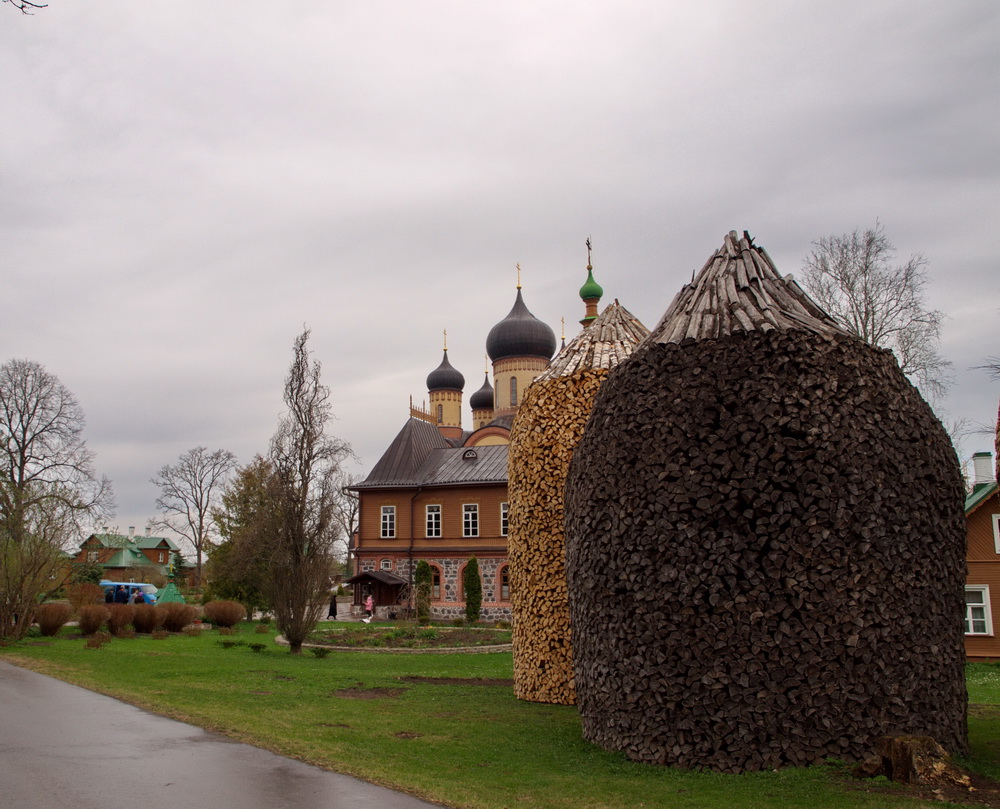 фото "Безсуетная Жизнь" метки: путешествия, архитектура, Куремяеский женский монастырь