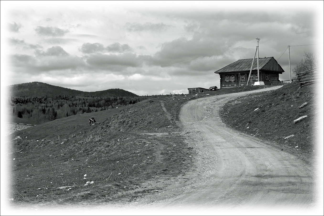 photo "Little House on the hill" tags: landscape, travel, road, домик, изба