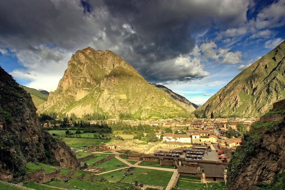 фото "Chinchero, Перу. Долина инков." метки: пейзаж, архитектура, путешествия, Южная Америка, горы, облака