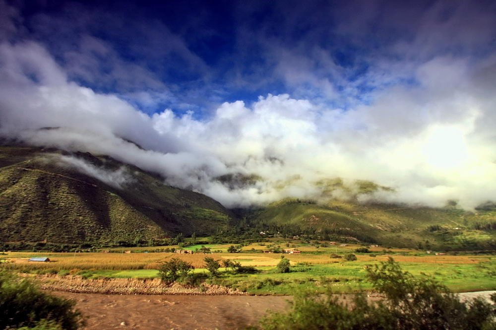 photo "***" tags: landscape, nature, travel, South America, clouds, meadow, mountains, river, sun, water