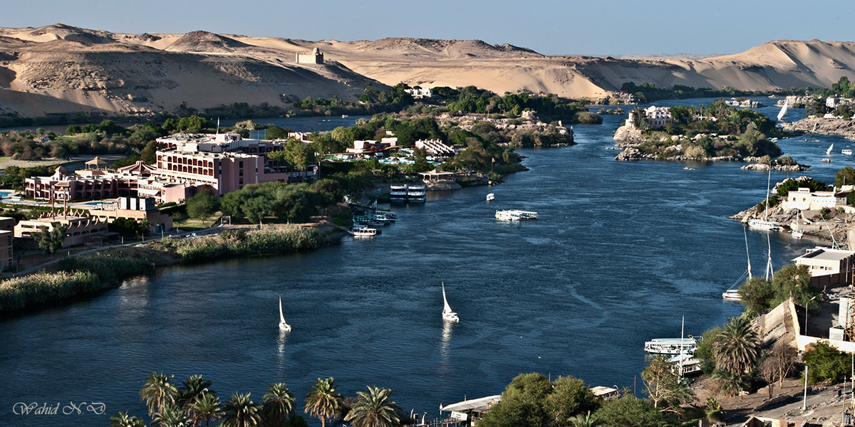 photo "The River Nile" tags: landscape, travel, reporting, Africa, building, desert, water