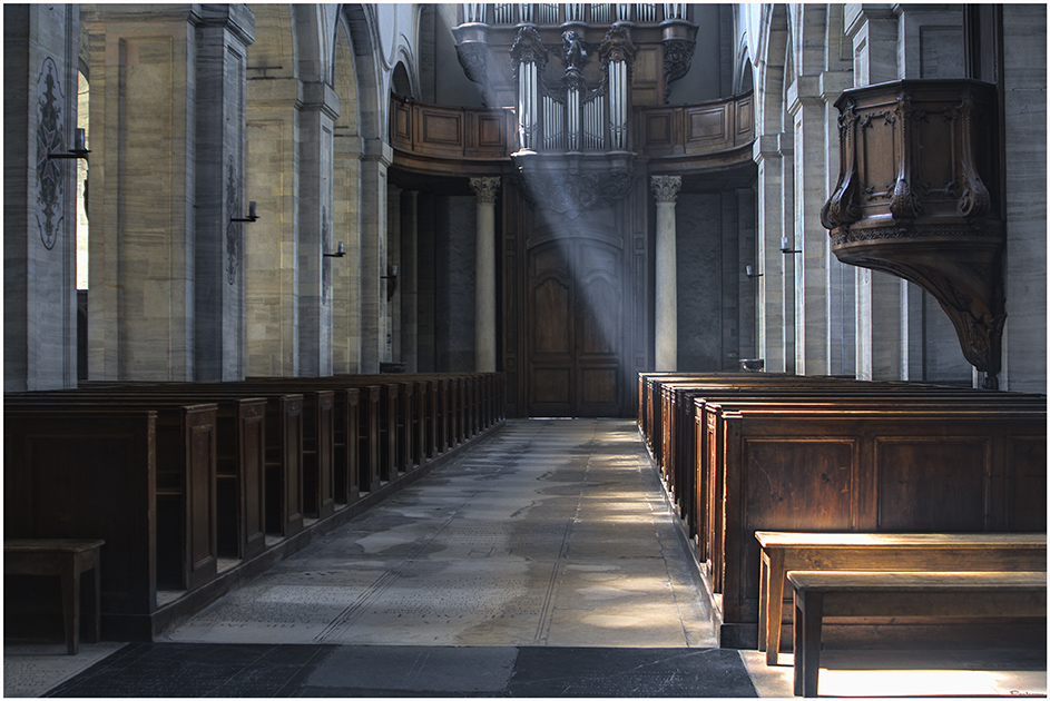 фото "Abbaye Saint Martin de Mondaye" метки: архитектура, 