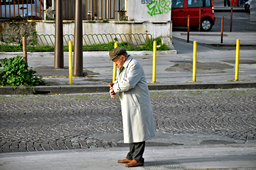 photo "***" tags: street, people