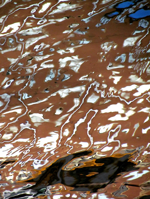 photo "aqua" tags: abstract, misc., fragment, reflections, water