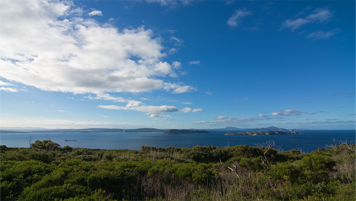 фото "На краю земли" метки: пейзаж, природа, island, ocean, view, waves, Австралия, облака