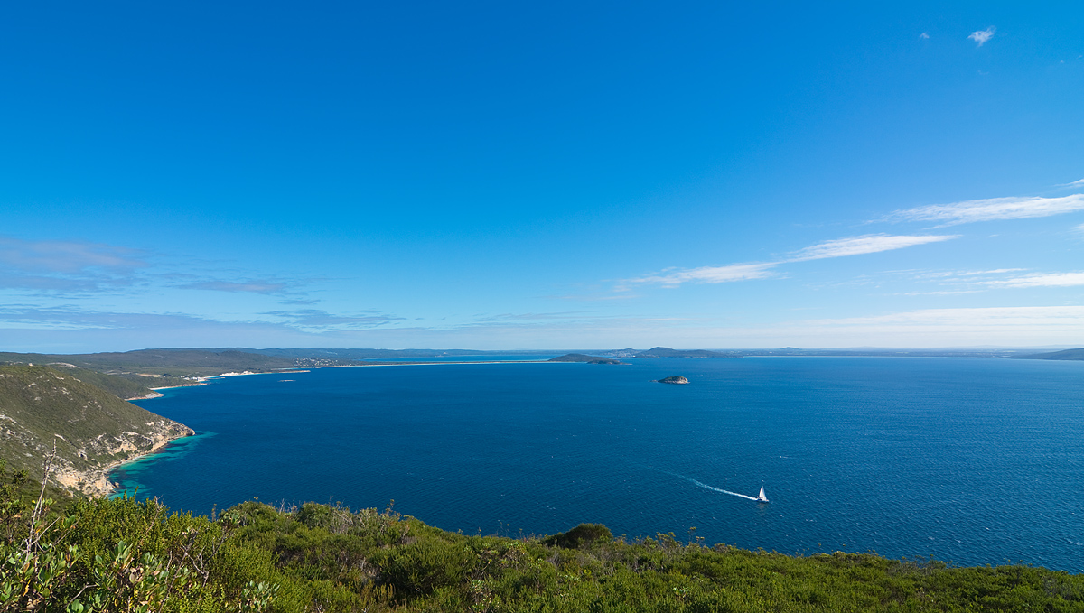 photo "***" tags: landscape, Australia, boat, island, ocean, sail, sea, sun