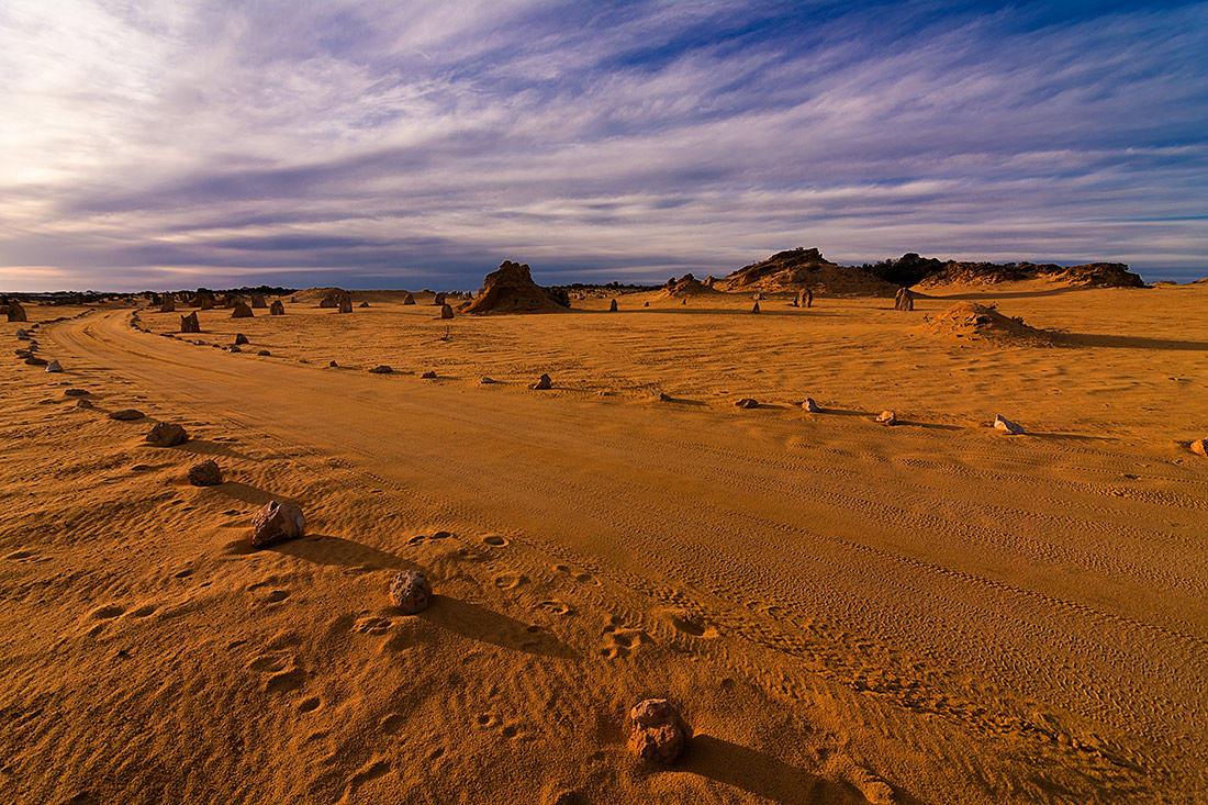 фото "Через пустыню" метки: пейзаж, Sand, desert, evening, road, закат, небо, облака