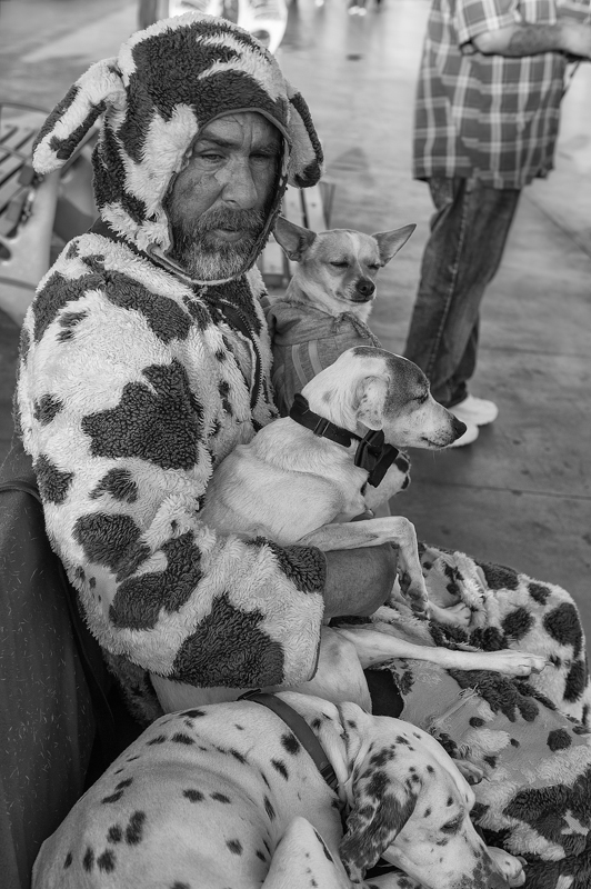 photo "***" tags: portrait, street, genre, 