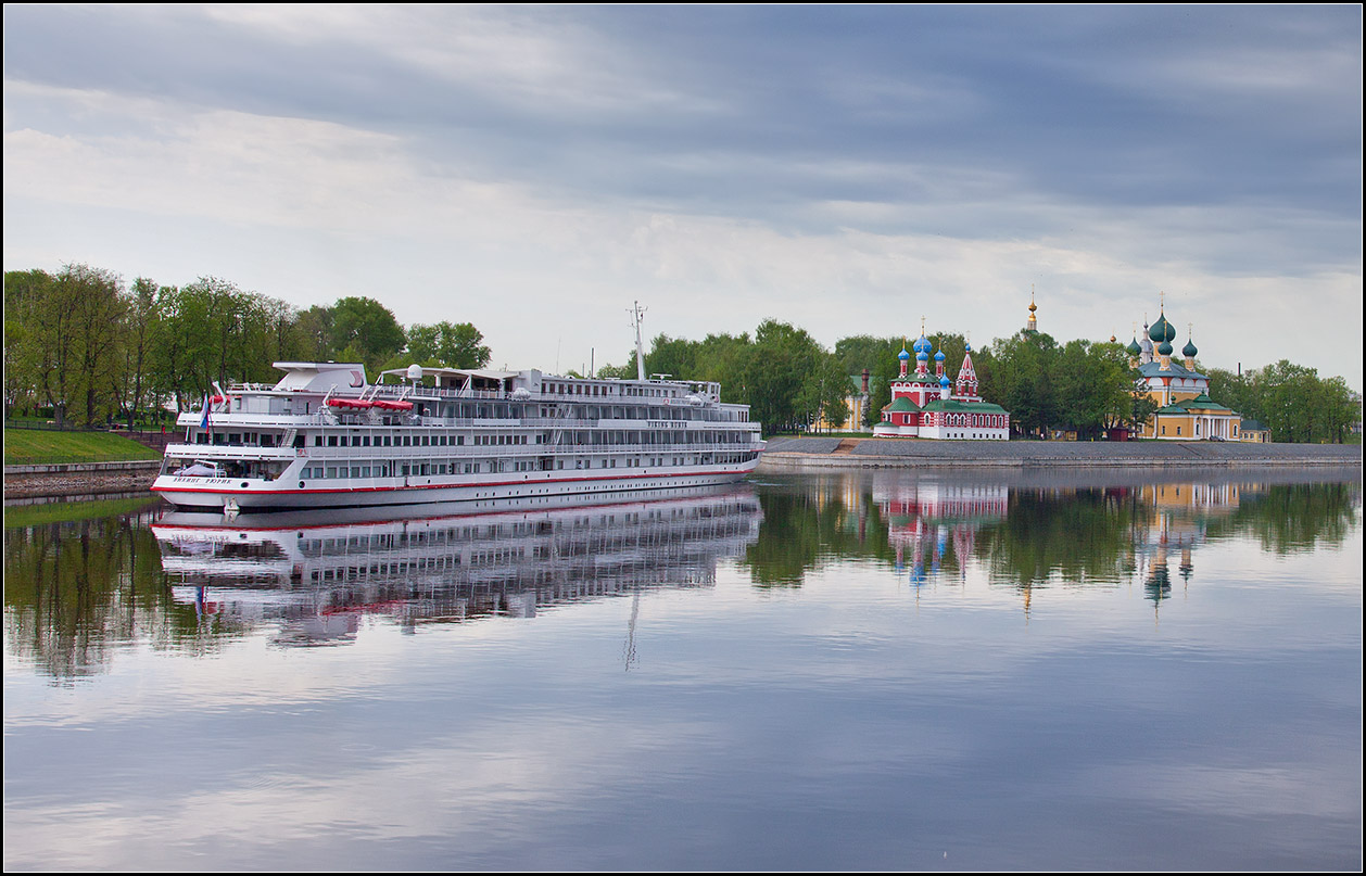 photo "Uglich" tags: city, architecture, landscape, 