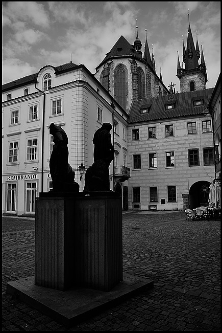 фото "Тынский двор" метки: черно-белые, архитектура, Prag, Praha, Прага