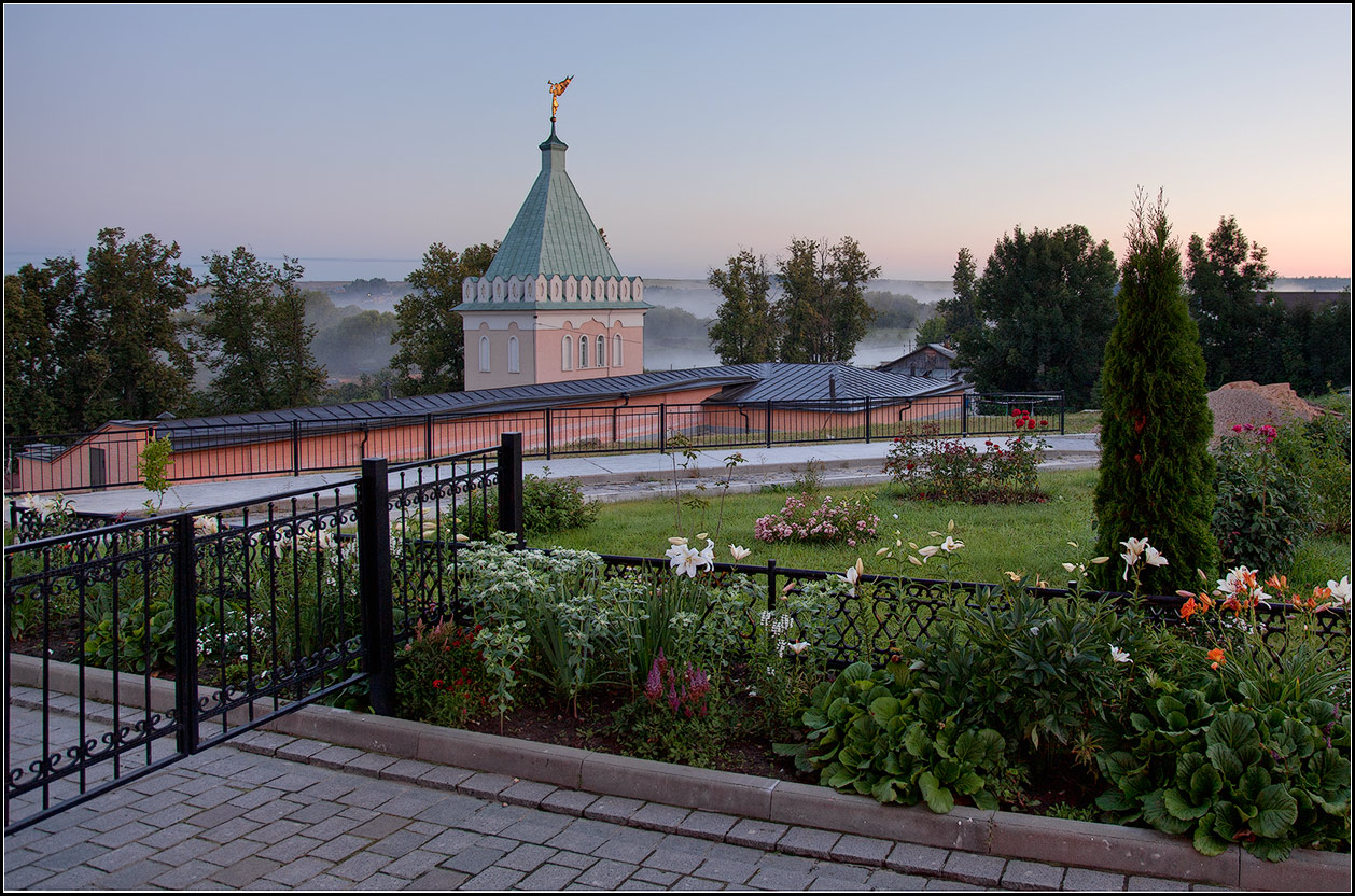 photo "at dawn with fog" tags: architecture, landscape, Оптина, монастырь, пустынь