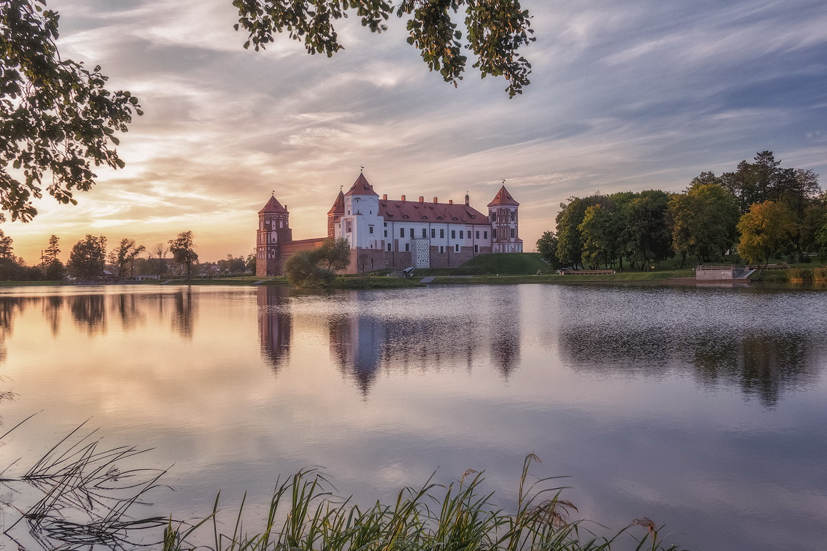 photo "***" tags: landscape, architecture, nature, lake, sunset, Беларусь, замок, мир, отражение