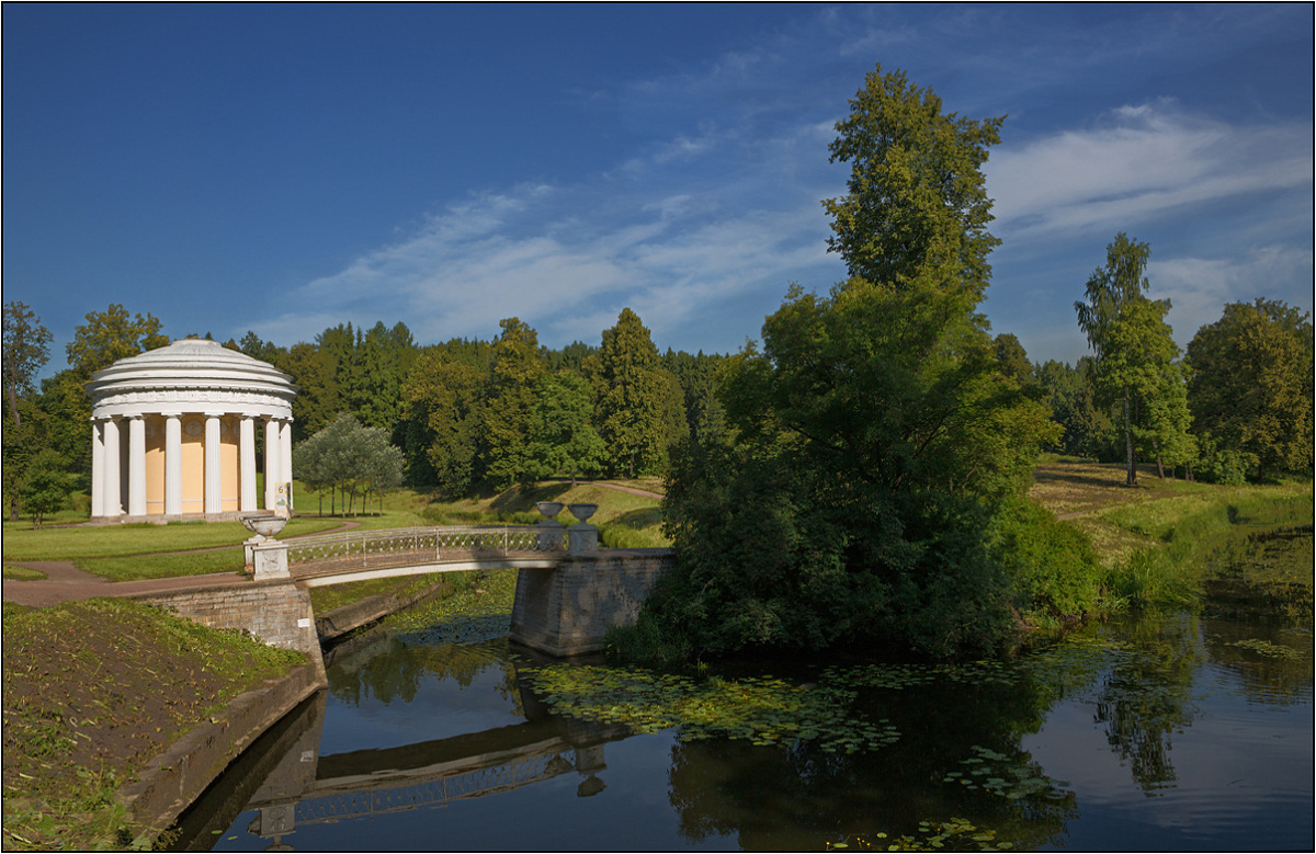 photo "From the series "Pavlovsk" (1)" tags: landscape, architecture, river, summer, Павловск, мостик