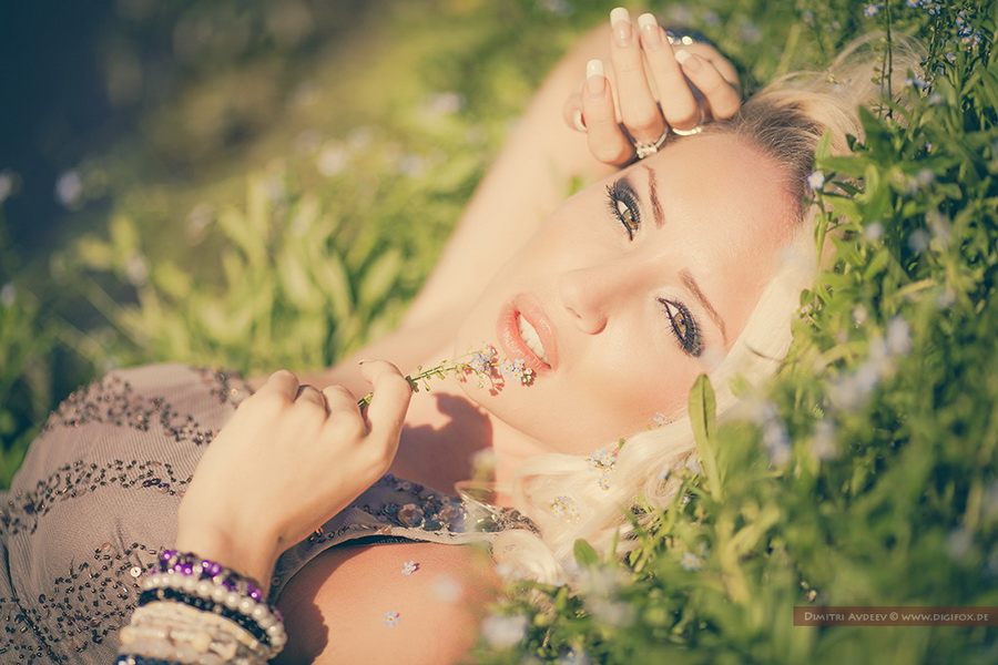 photo "***" tags: portrait, glamour, fashion, girl, river, water, отражение