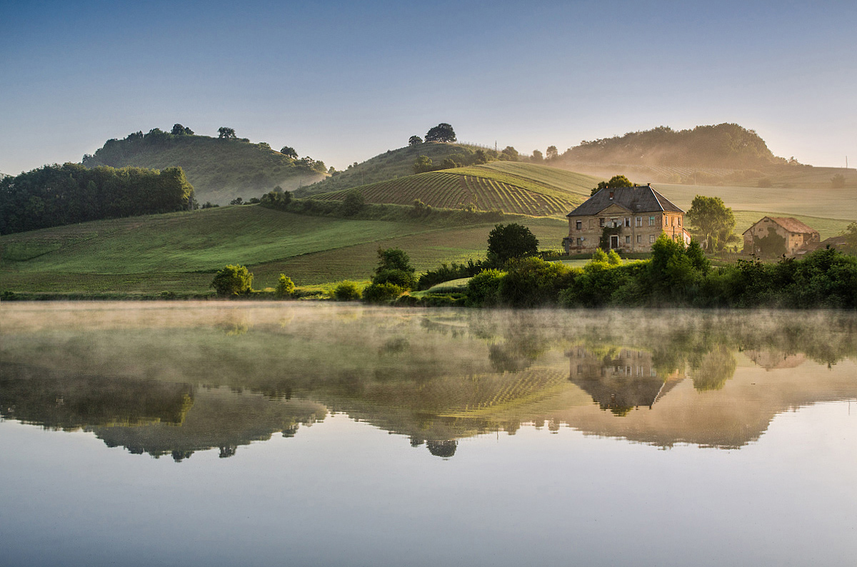 photo "Morning reflection" tags: landscape, Pernica, Slovenia, Slovenija, clouds, evening, hill, lake, sky