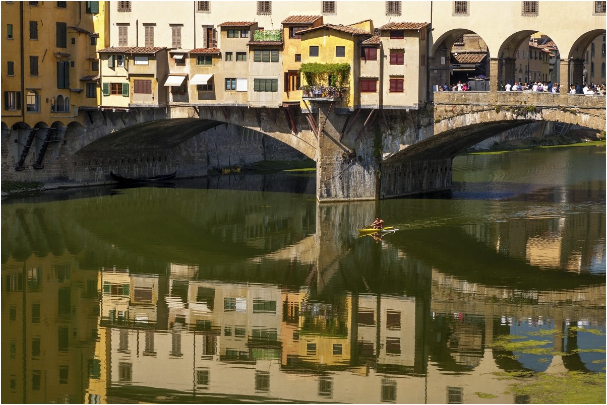 photo "Ponte Vecchio" tags: landscape, architecture, travel, Europe, people, river, water