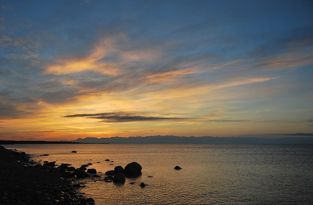 фото "Сентябрьский рассвет на Байкале" метки: пейзаж, Байкал, Северный Байкал, вода, небо, облака, озеро, осень