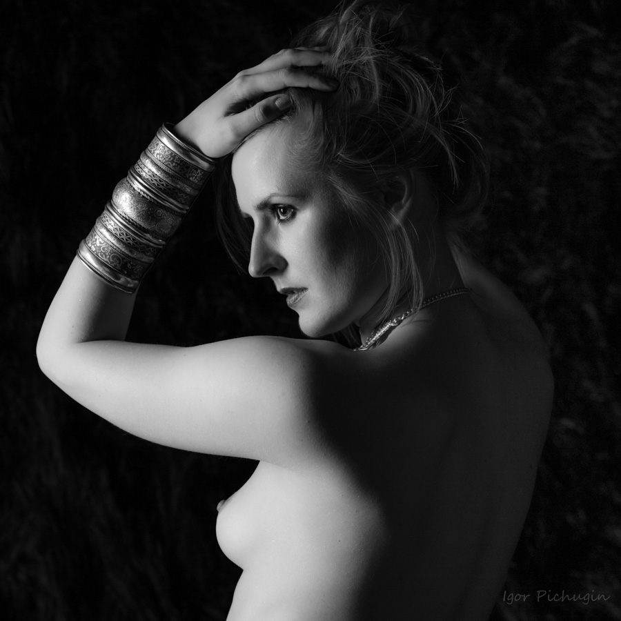 photo "***" tags: portrait, nude, black&white, woman