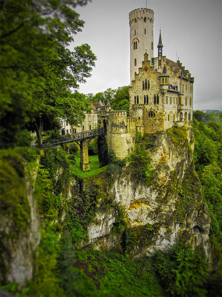 photo "Castillo de Liechstein" tags: architecture, 
