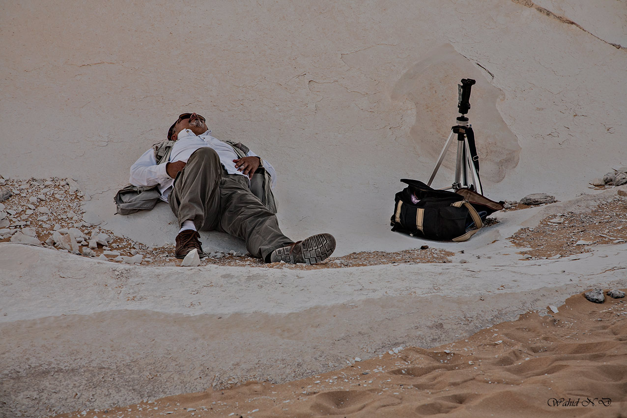 photo "Exhaustion" tags: landscape, portrait, travel, Africa, desert