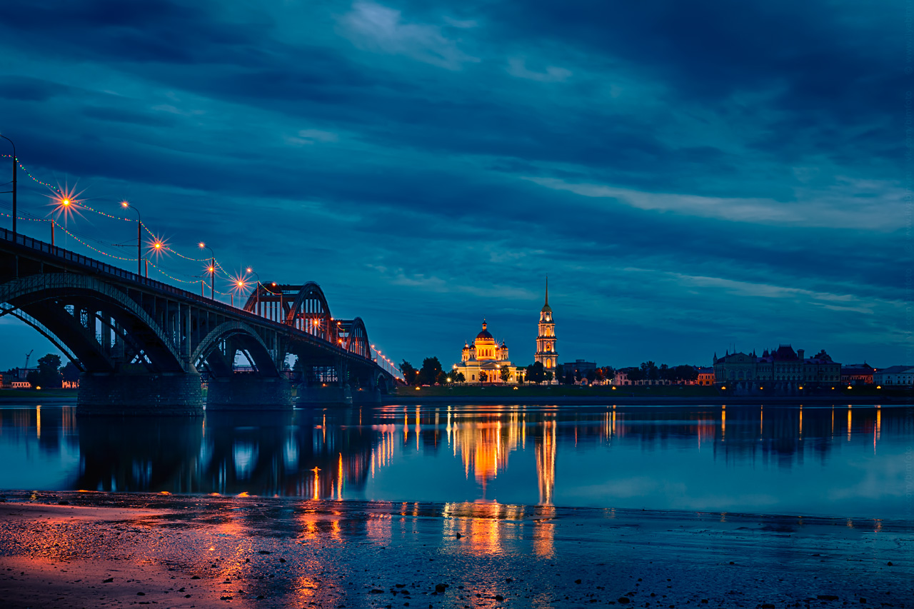 photo "Rybinsk at night" tags: city, architecture, landscape, Russia, night, reflections, river, Рыбинск, волга, подсветка, собор