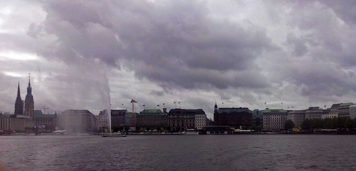 фото "оттенки серого..." метки: пейзаж, Гамбург, вода, небо, осень
