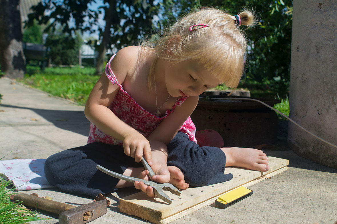 photo "***" tags: misc., child, summer, инструменты, увлечение