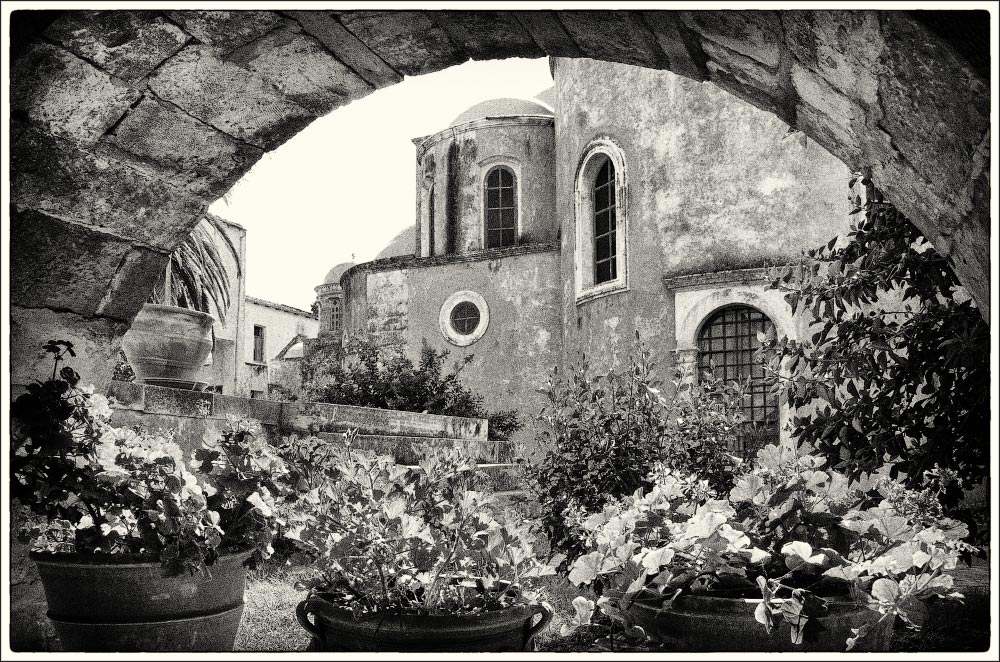photo "Agia Triada Monastery. Crete. Greece." tags: travel, architecture, Agia Triada Monastery, Crete, Крит