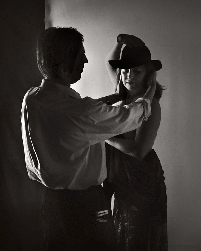 photo "***" tags: black&white, genre, 