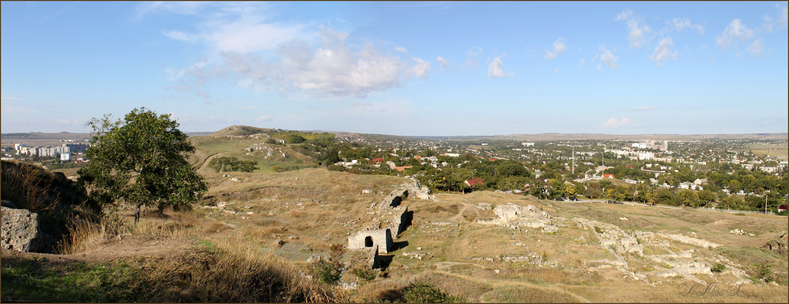 photo "Ancient site Panticapaeum, Kerch. Crimea." tags: landscape, Crimea, autumn, mountains