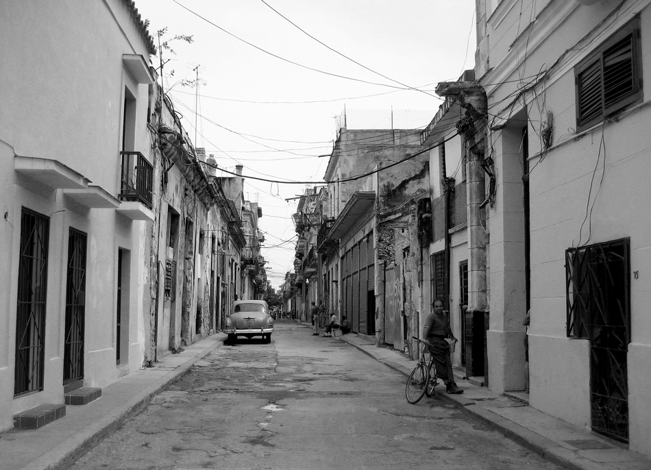 photo "Havana" tags: street, 