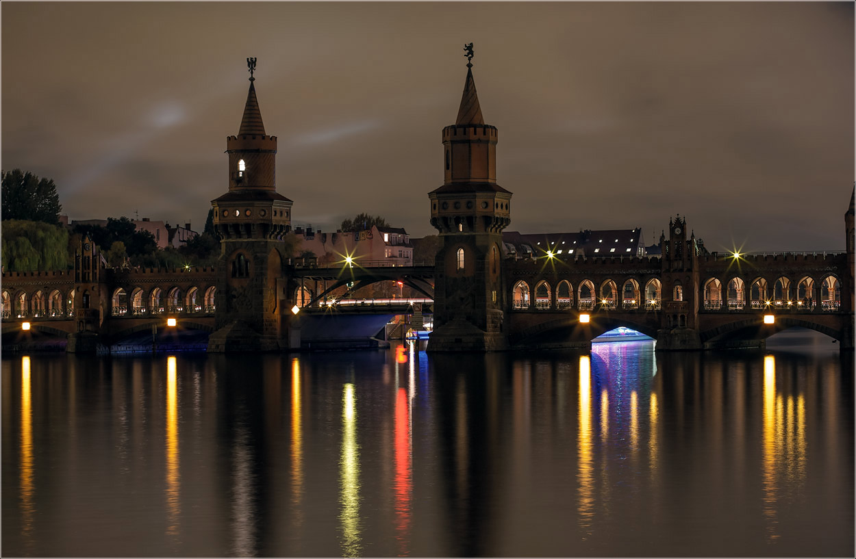 photo "Festival of Light 2013  Berlin" tags: landscape, Berlin, Europe, Oberbaumbrücke, foto liubos, германия