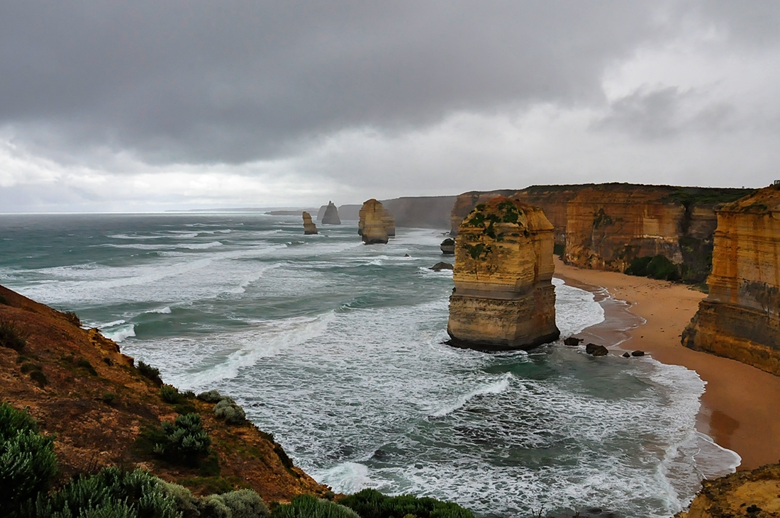 photo "Apostles" tags: landscape, 12 apostles, clouds, sea ocean, sky