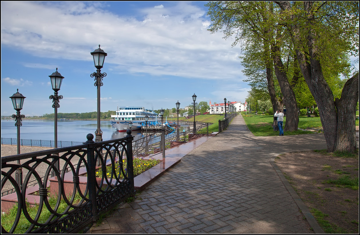 photo "Ugich. Russia" tags: city, architecture, travel, 