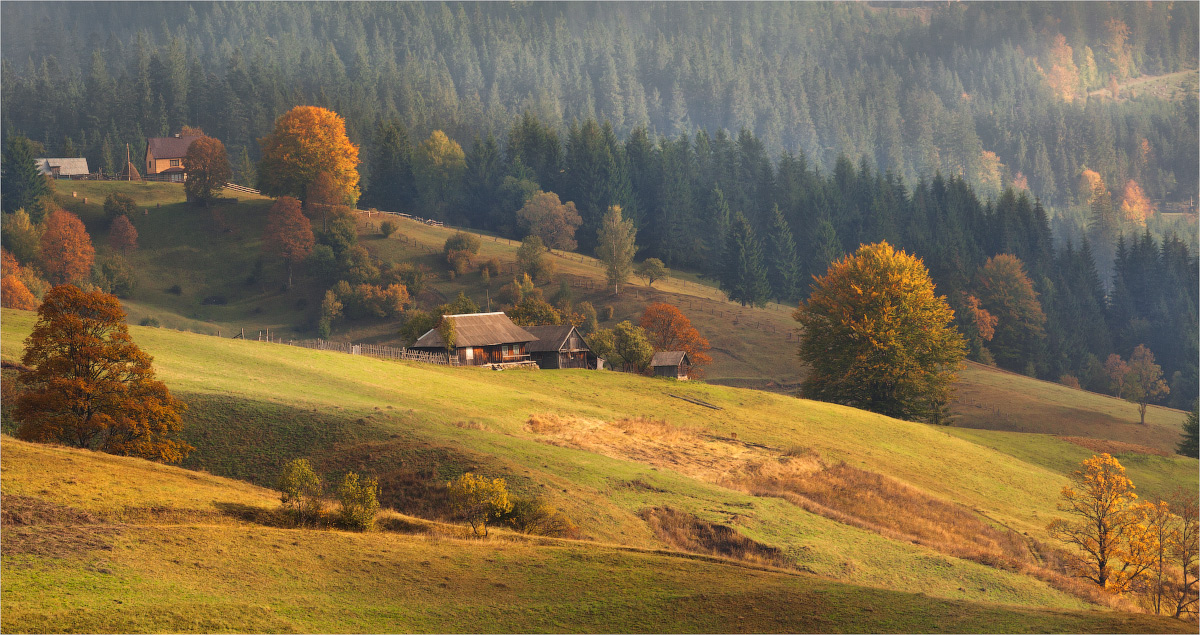 photo "***" tags: landscape, nature, travel, autumn, morning, mountains, Карпаты, домик