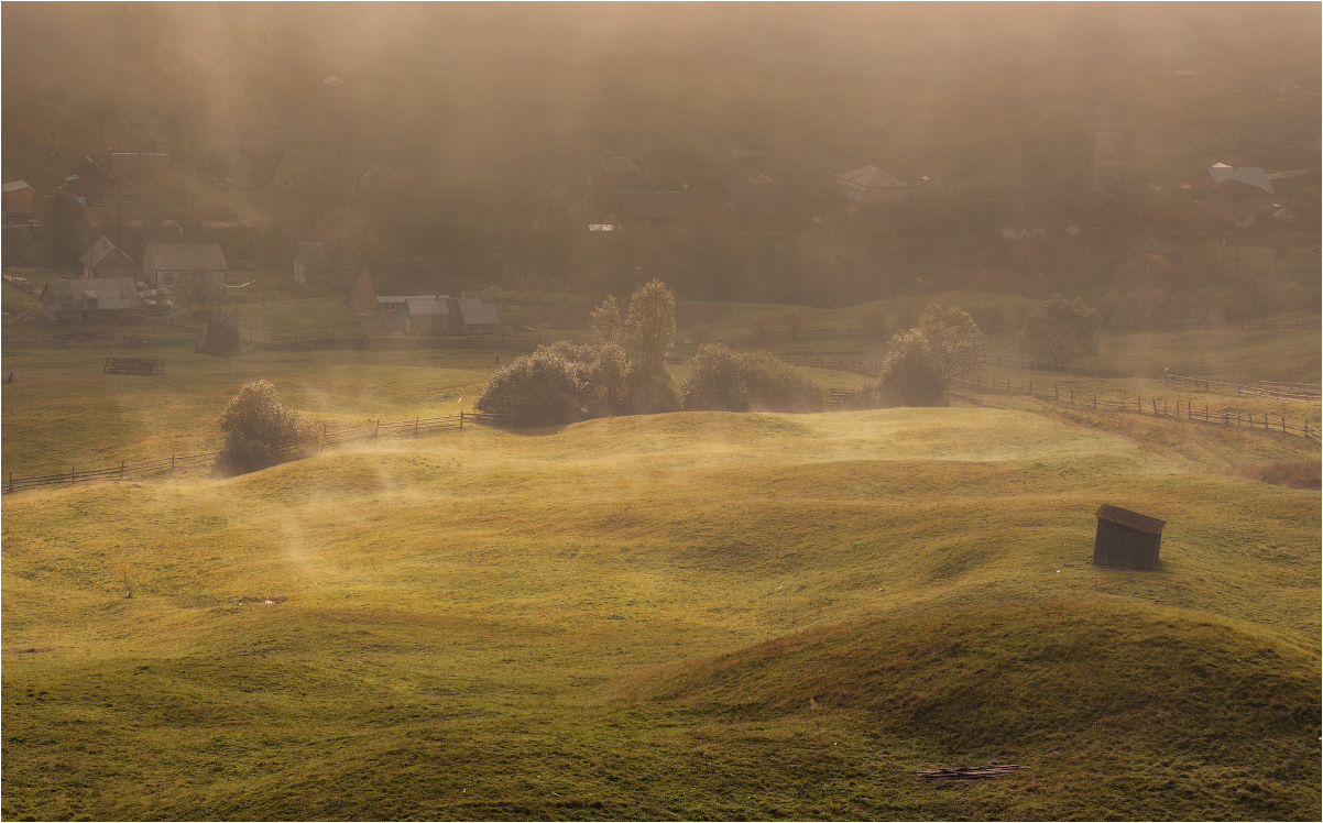 photo "***" tags: landscape, travel, nature, autumn, fog, morning, mountains, Карпаты
