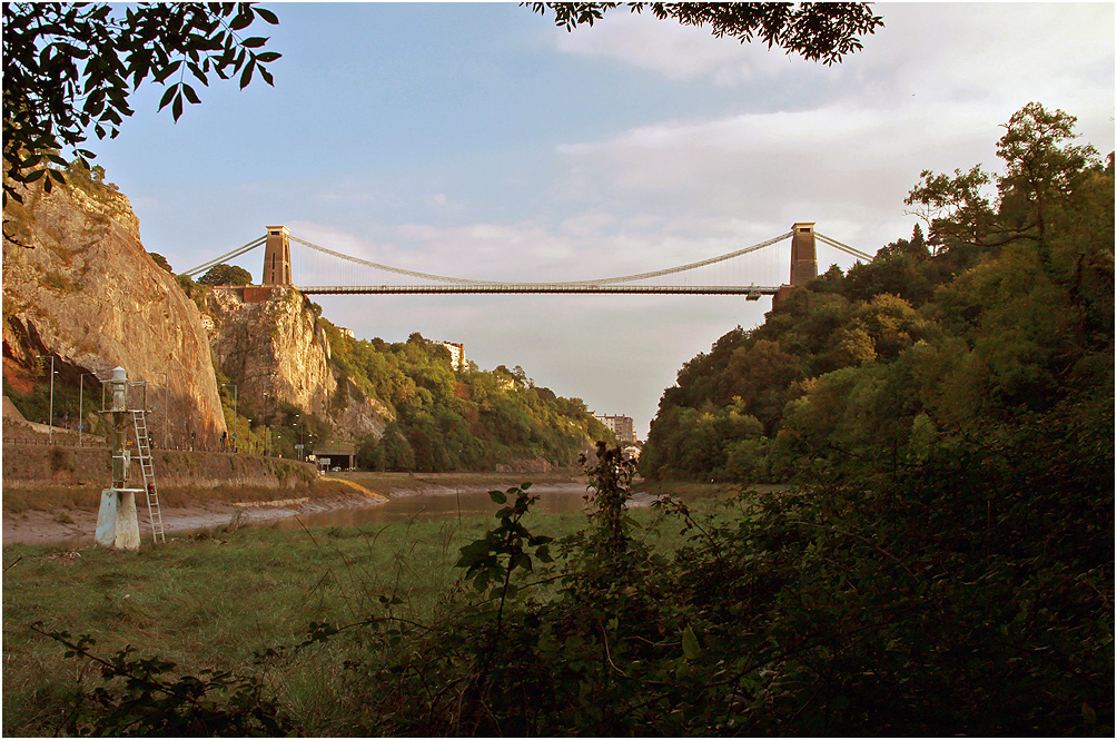 photo "Clifton Suspension Bridge" tags: architecture, city, bridge