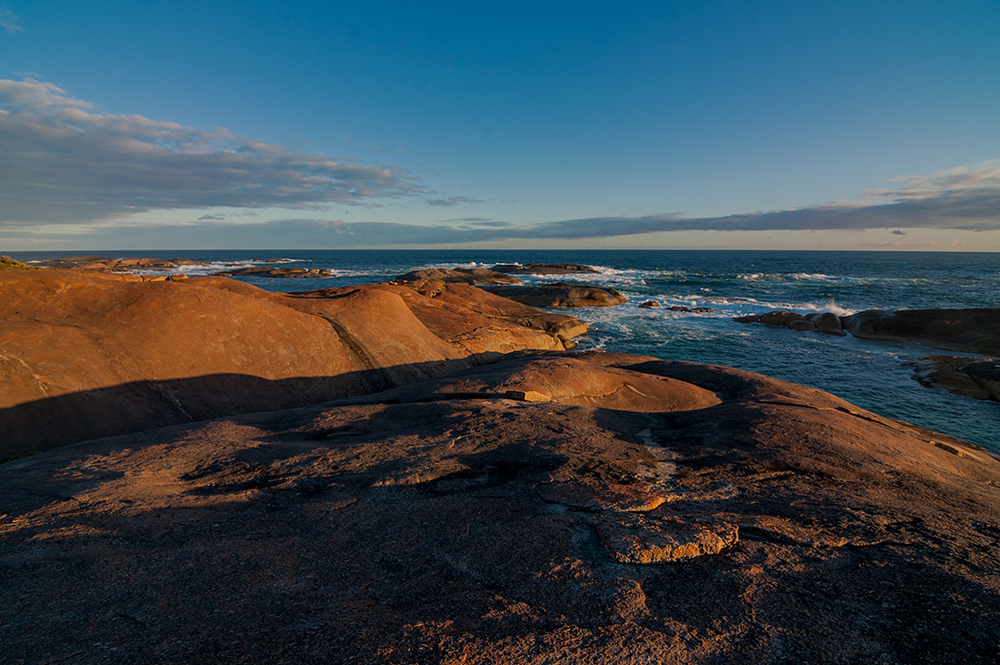 photo "Elephant Rock" tags: landscape, clouds, ocean, rock, sea, sky, sunset, water, waves