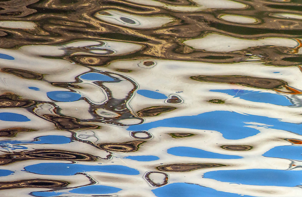 photo "Mirror" tags: nature, travel, abstract, Europe, Lisbon, harbour, ocean, portugal, reflections, seas, water